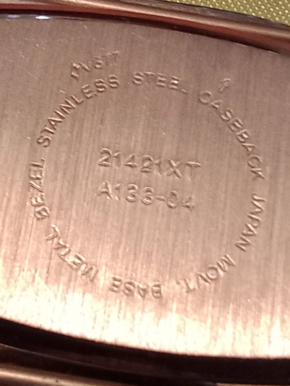Rectangular Quartz Watch - Picture 2 of 3